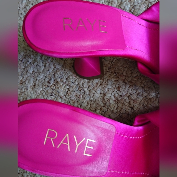 Revolve RAYE Alexus Heel in Fuschia pink size 6.5 - Picture 8 of 12